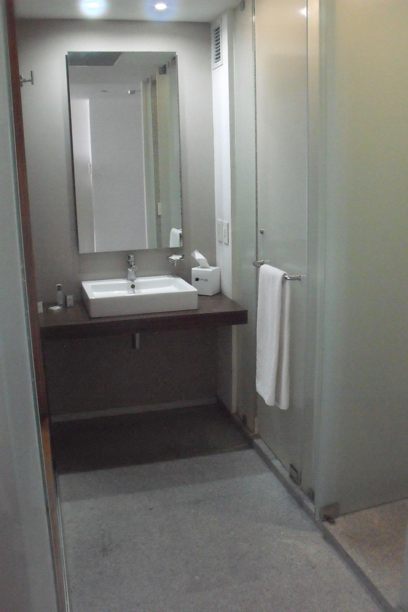 Casa Inn Premium Hotel Queretaro Miranda Eksteriør billede A washbasin