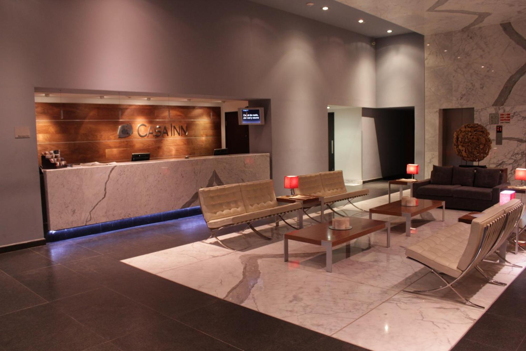 Casa Inn Premium Hotel Queretaro Miranda Eksteriør billede The lobby of the C-Jet terminal