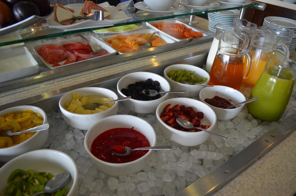 Casa Inn Premium Hotel Queretaro Miranda Eksteriør billede Fruit salad