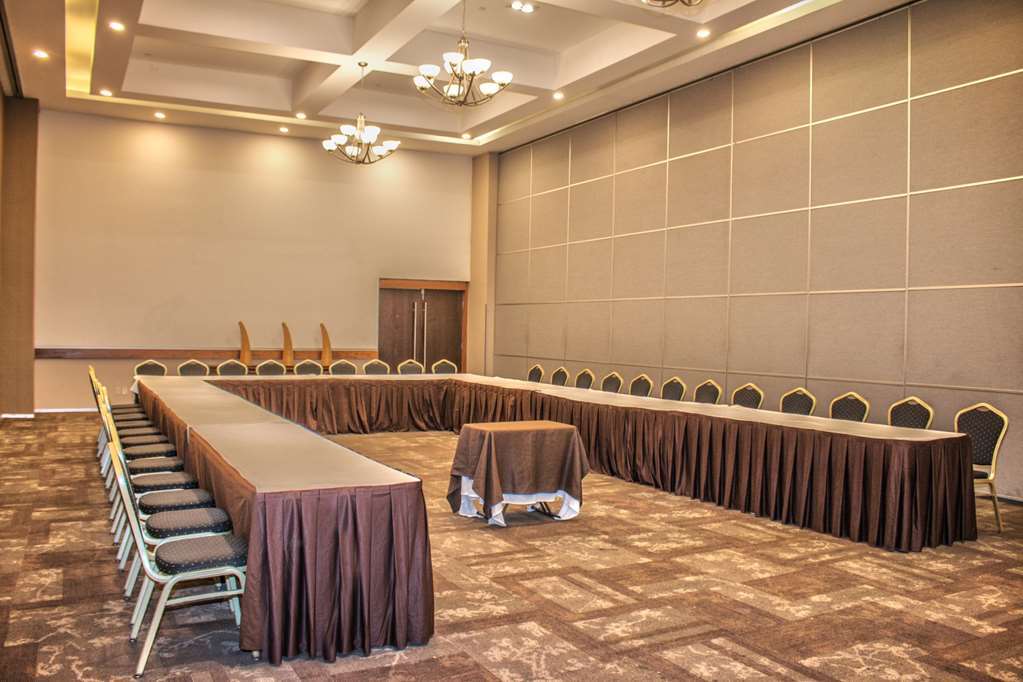 Casa Inn Premium Hotel Queretaro Miranda Faciliteter billede Meeting room